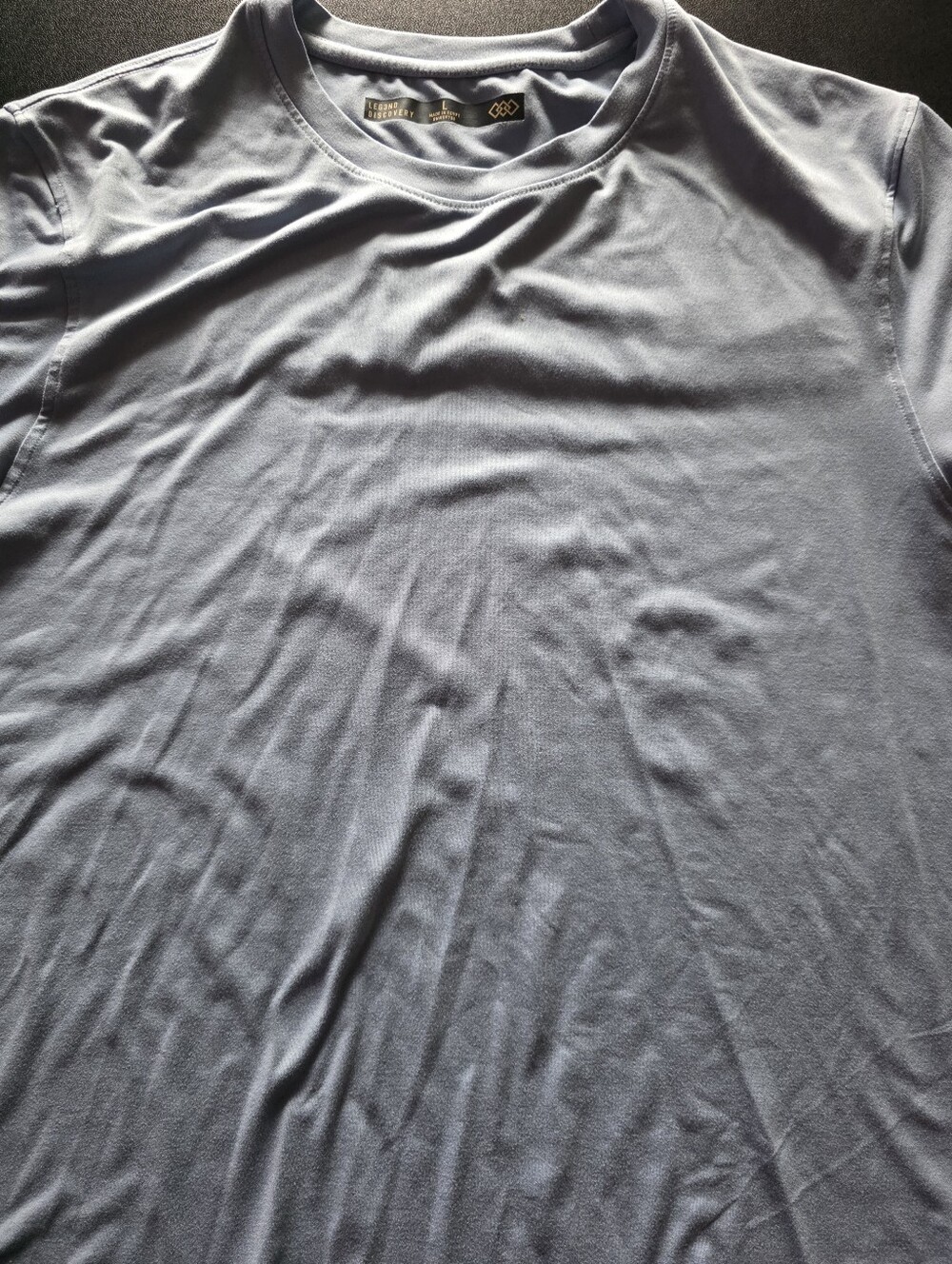 Gently Used Mens LEG3ND Discovery Light Blue Athletic Tee - Large